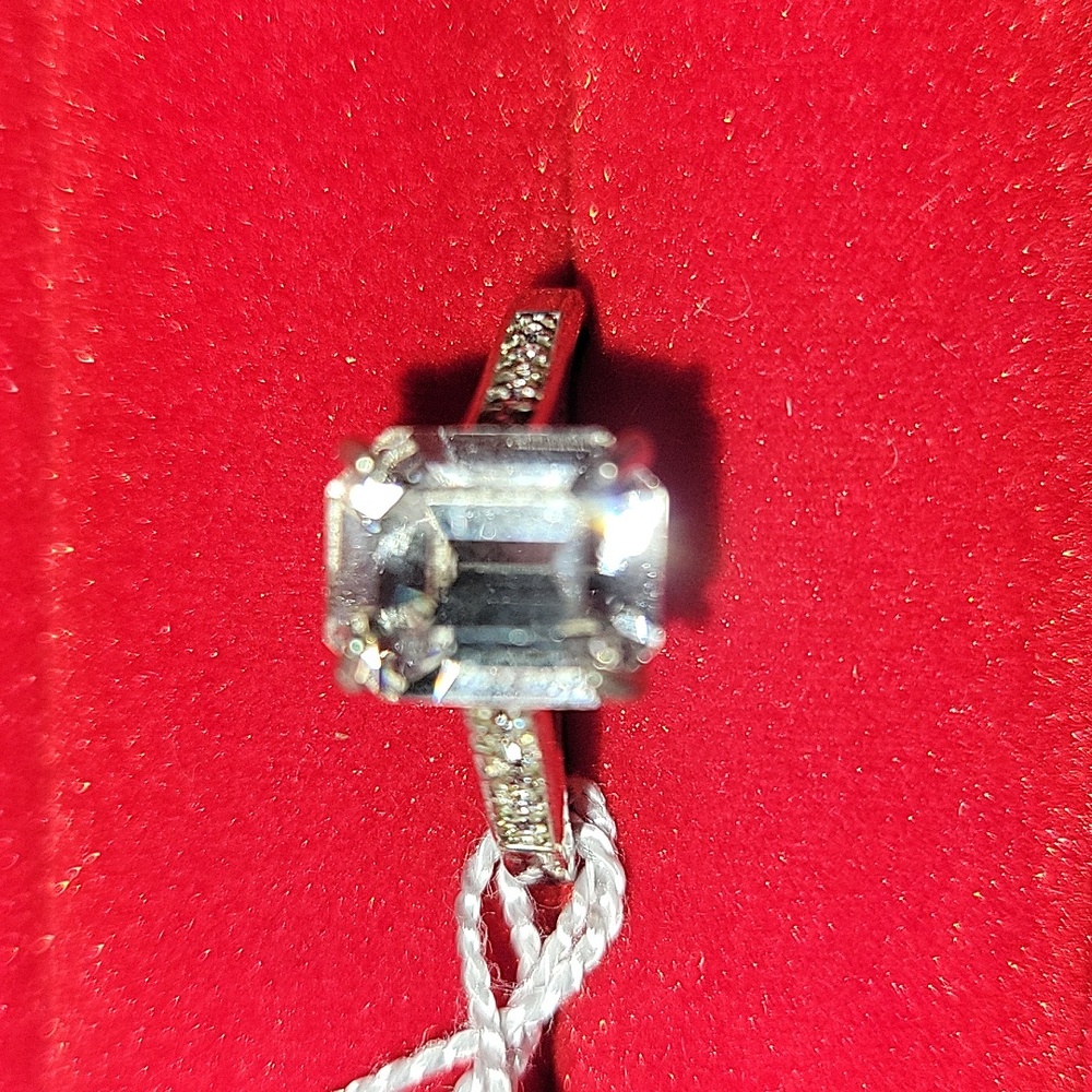 NWT D'Joy Swarovski Crystal 925 Silver Ring